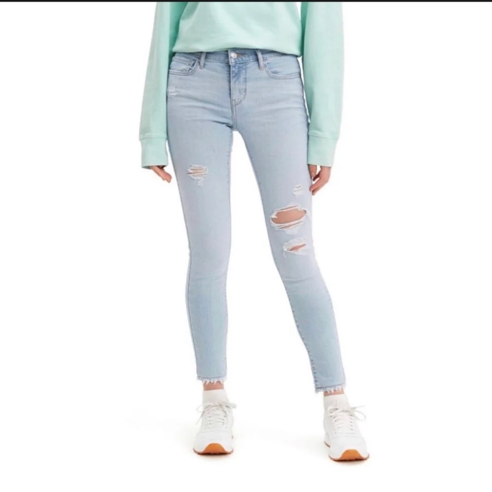 Levi’s Women 710 Super Skinny Jeans